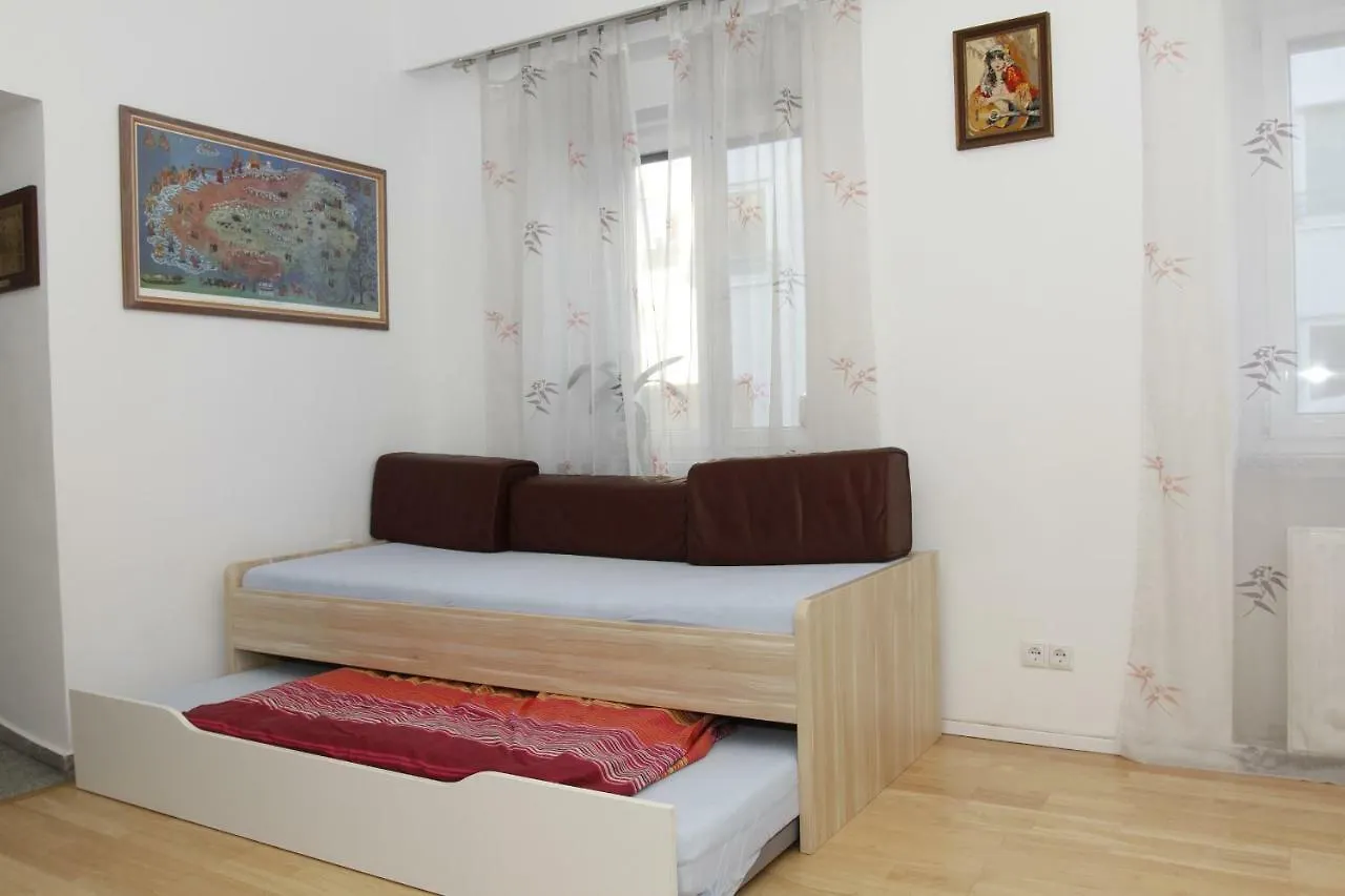 Διαμέρισμα Stay-In Vienna 23