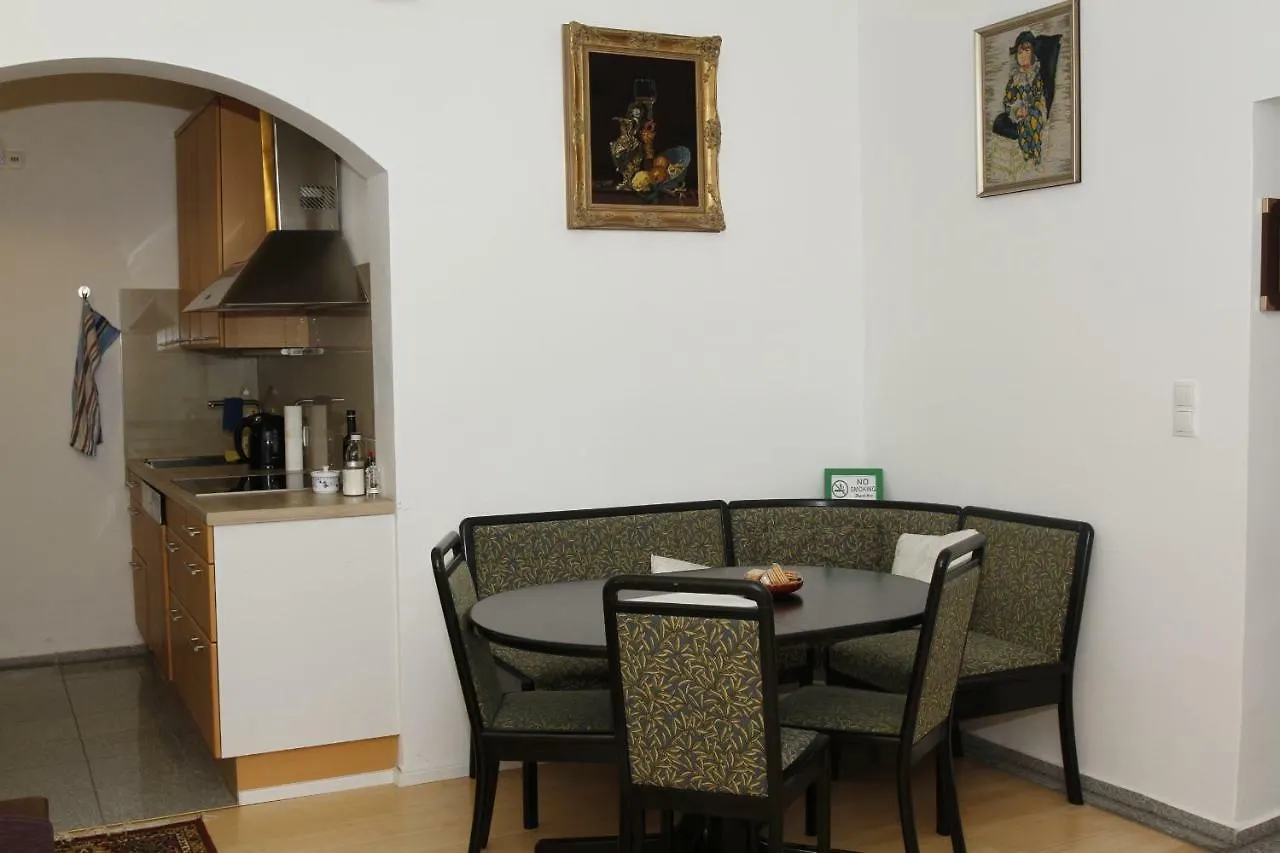 Stay-In Vienna 23 Apartment